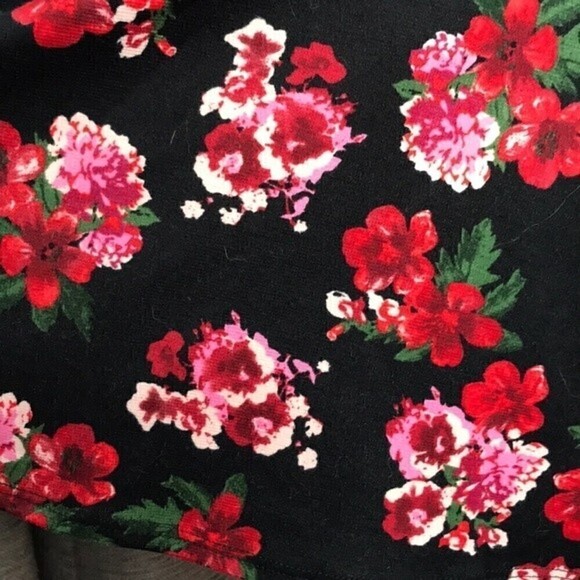 DEB MEDIUM BLACK & RED MINI SKIRT VINTAGE - Picture 2 of 5